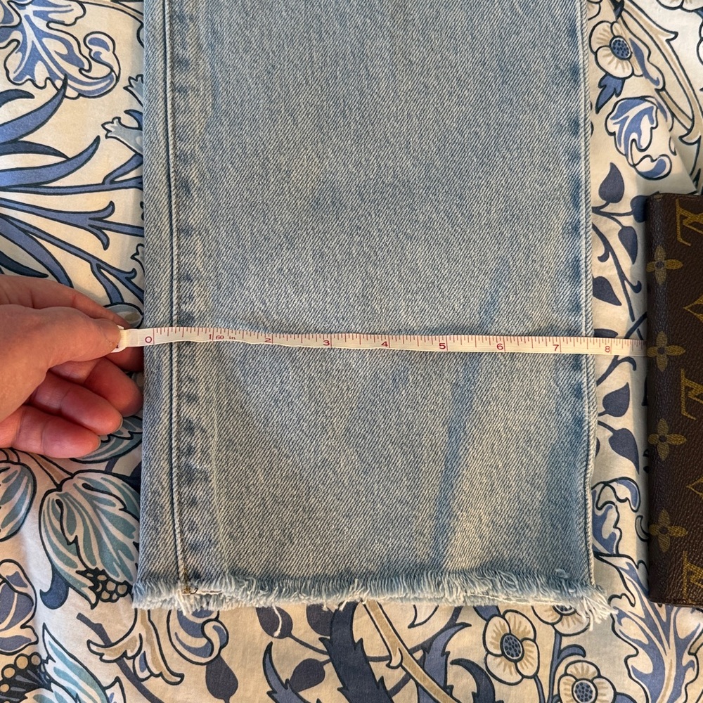 Lucky Brand Light Wash Straight Leg Jeans - Picture 8 of 8